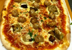 Pizza Steinpilzen & Salsiccia